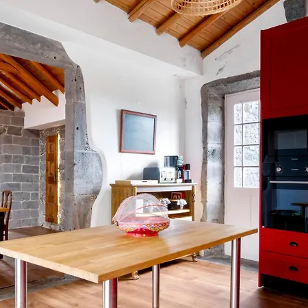 Ponta Da Amora * Ponta Garca