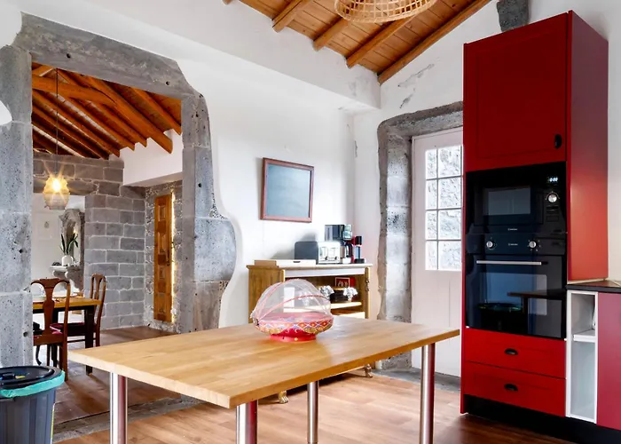 Ponta Da Amora * Ponta Garca